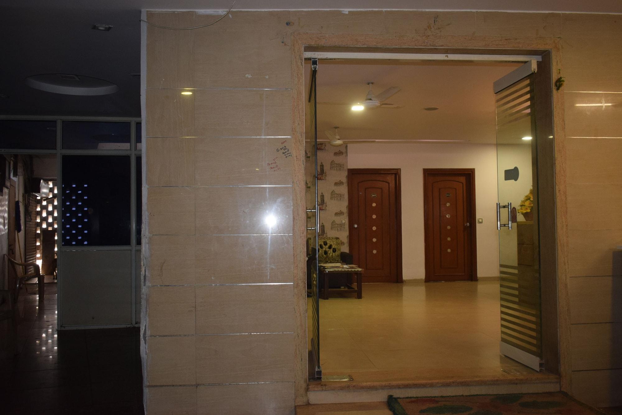 OYO 891 Hotel Kadamb Inn Ahmedabad Bagian luar foto